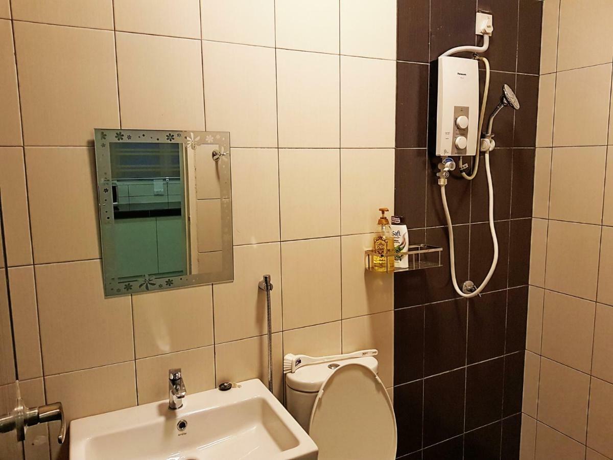 Selendang In Krubong Near Std Hang Jebat, Mitc & Utem Malacca Eksteriør billede